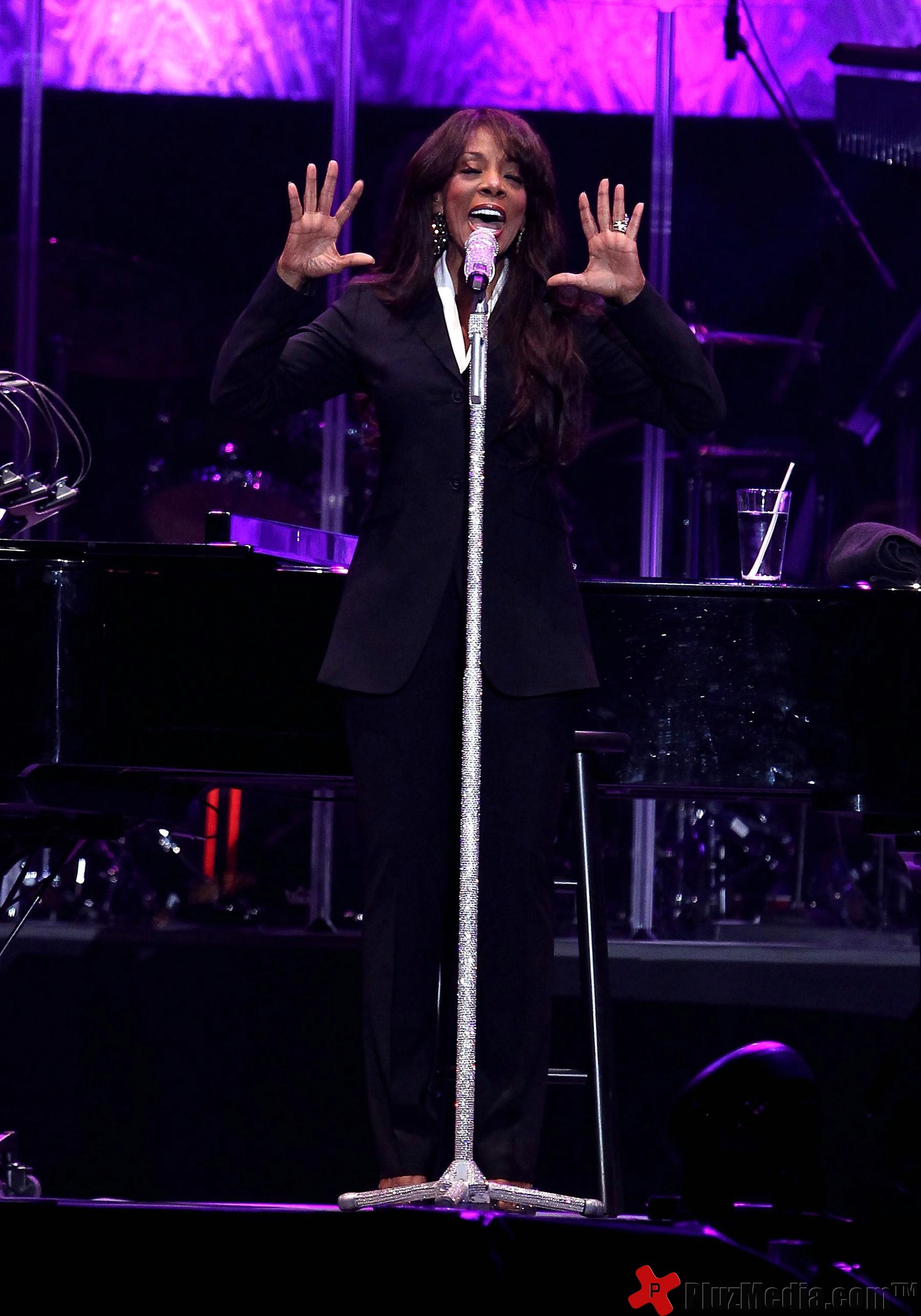 Donna Summer - David Foster and Friends in concert at Mandalay Bay Event Center | Picture 92616